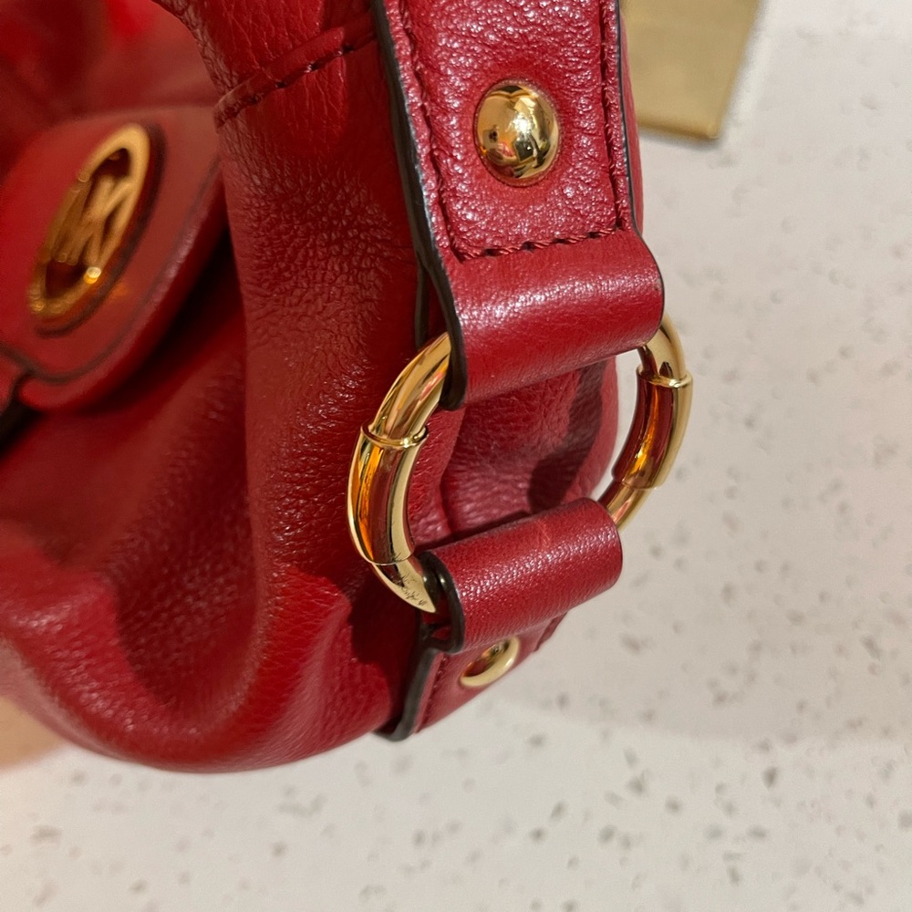 Michael Kors Immaculate Condition Bag - image 2